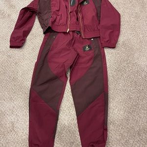 Nike Jordan flight 2 piece wind breaker set.